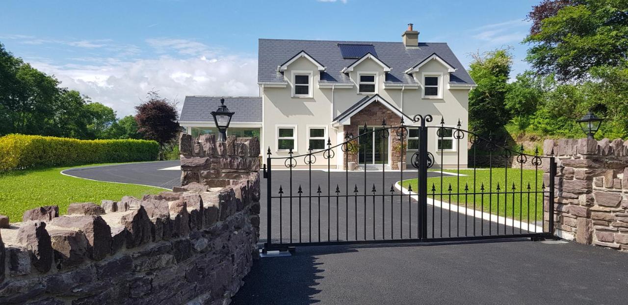 Mountain View Bed & Breakfast, Kenmare, Co. Kerry, Ireland Exterior photo